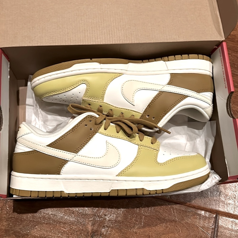 Nike Dunk Low Retro Bronzine Coconut Milk Men Size 9 Brand New With Box